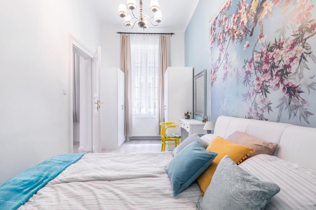 Green Apartment Budapest Extérieur photo