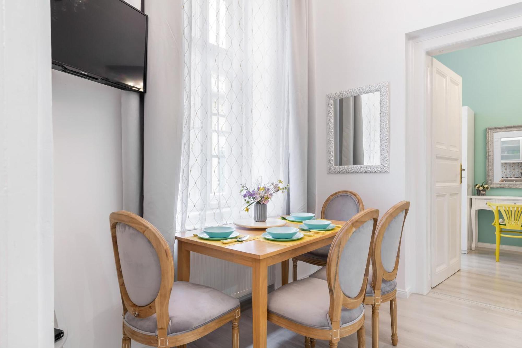Green Apartment Budapest Extérieur photo